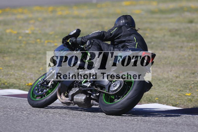 /05 07.04.2026 Cornu Master School ADR/Gruppe gruen/8